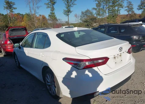 2020 Toyota Camry Le из США, поврежденный, VIN 4T1C11AK4LU347744